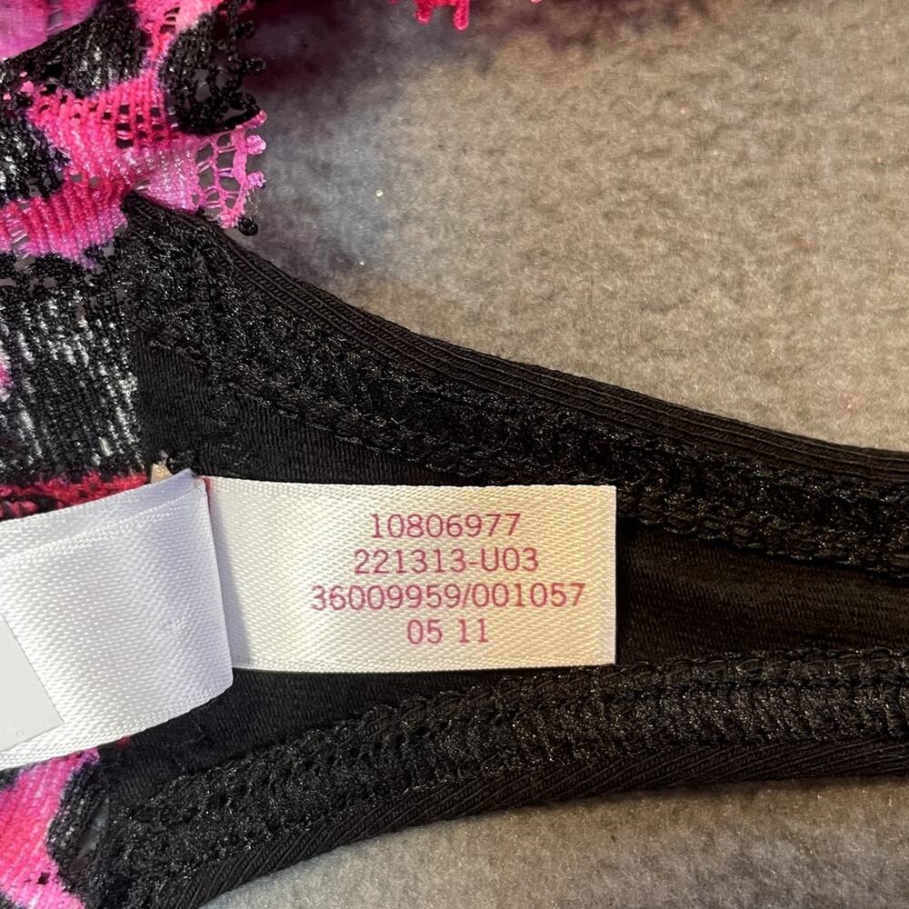 Victoria's Secret PINK 2011 Extra Low Rise Thong Panty Animal Print Leopard - Picture 6 of 6